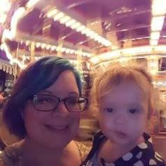 Meet your Posher, Ashley - Picture 1 of 1